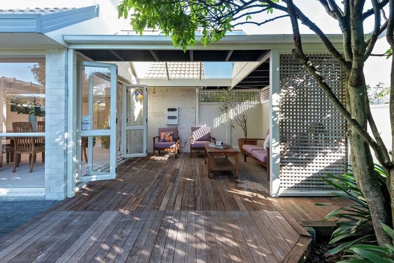 Photo of property in 2/132 Millhouse Drive, Northpark, Auckland, 2013