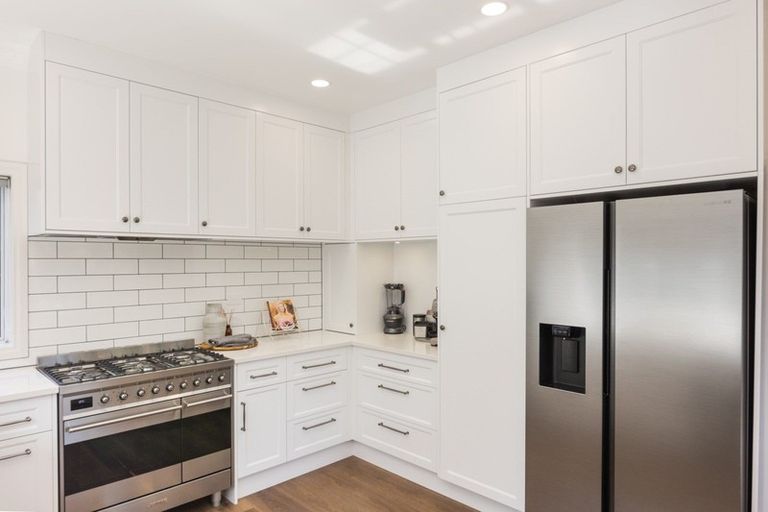 Photo of property in 6 Nicolas Lane, West End, Palmerston North, 4410