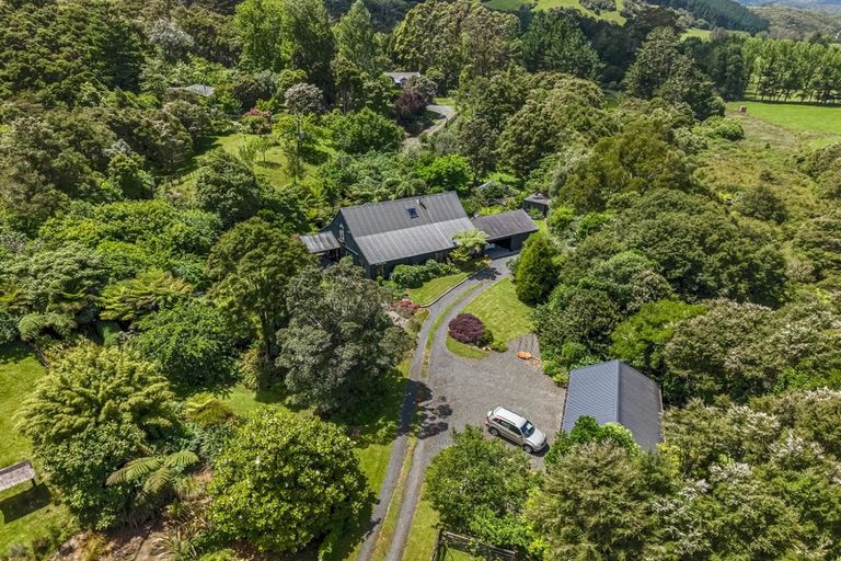 Photo of property in 116 Moumoukai Road, Hunua, Papakura, 2583