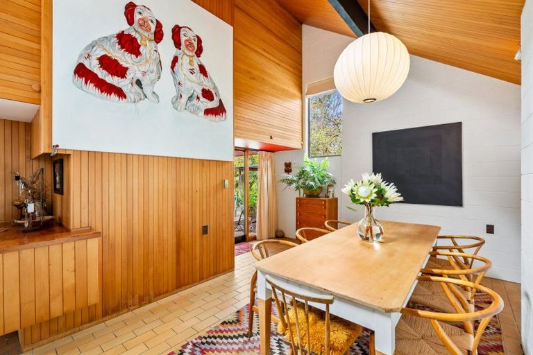 Photo of property in 17 Toop Street, Havelock North, 4130