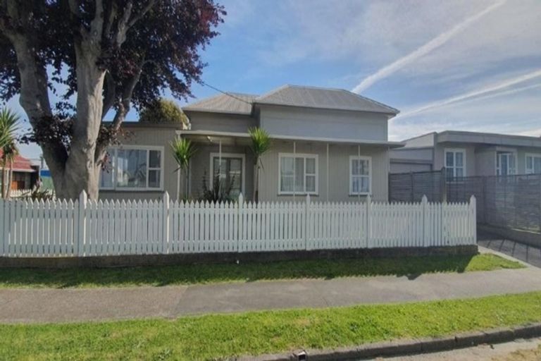 Photo of property in 104 Glasgow Street, Whanganui, 4500