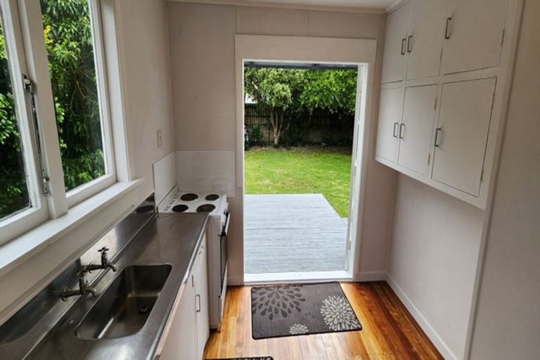 Photo of property in 23 Richmond Street, Fitzroy, New Plymouth, 4312