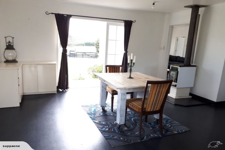 Photo of property in 1199 State Highway 16, Waimauku, 0883