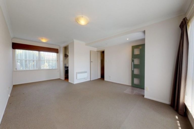 Photo of property in 23 Essex Street, Levin, 5510