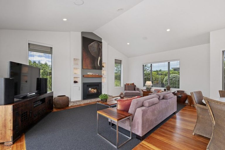 Photo of property in 26 Montgomery Crescent, Kinloch, Taupo, 3377