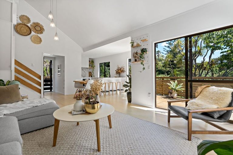 Photo of property in 2/29a Rangatira Road, Birkdale, Auckland, 0626