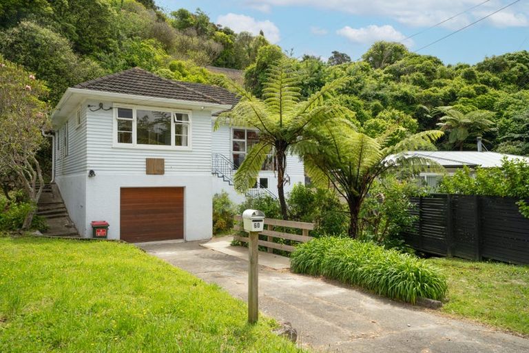 Photo of property in 60 The Drive, Tawa, Wellington, 5028