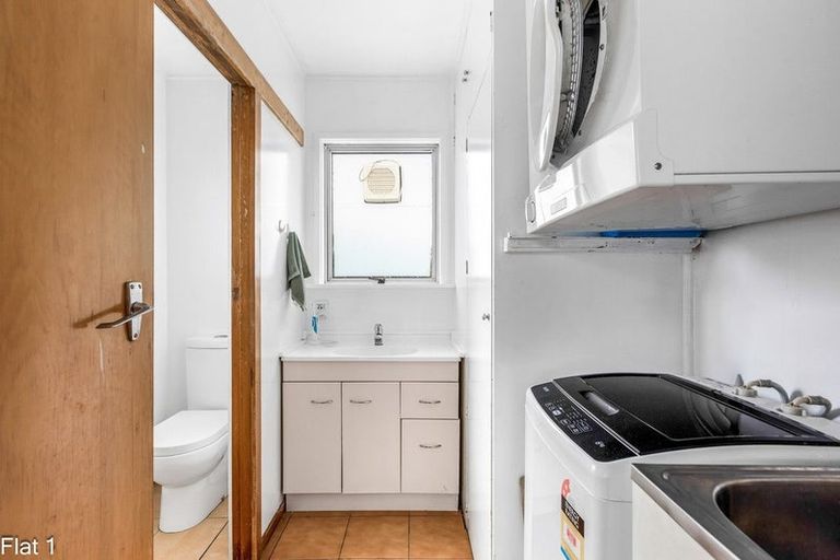 Photo of property in 1/3 Ngaio Gorge Road, Ngaio, Wellington, 6035