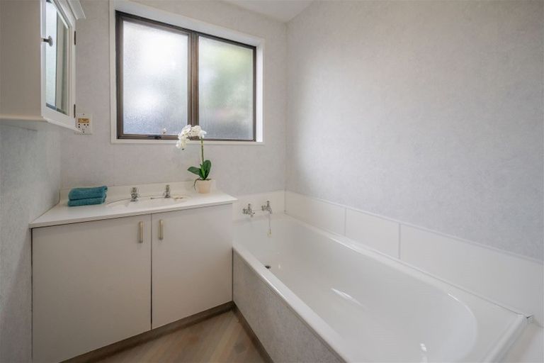Photo of property in Carmichael Courts, 13/14 Wharenui Road, Upper Riccarton, Christchurch, 8041