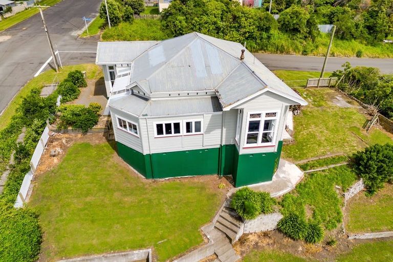 Photo of property in 20 Cambridge Street, Patea, 4520