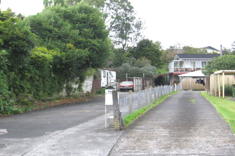 Photo of property in 60 Chilcott Road, Henderson, Auckland, 0612