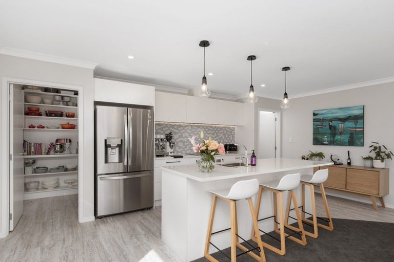 Photo of property in 3 Herring Place, Omokoroa, 3114