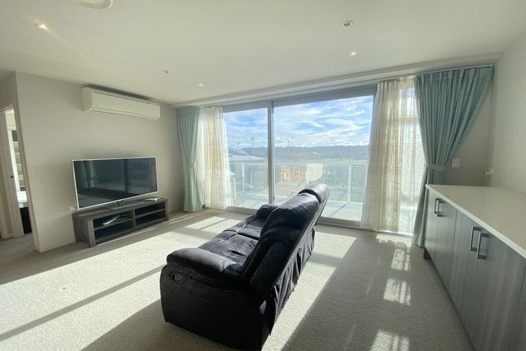 Photo of property in 604/27 Don Mckinnon Drive, Albany, Auckland, 0632