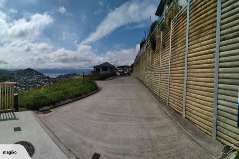 Photo of property in 100 Downing Street, Crofton Downs, Wellington, 6035