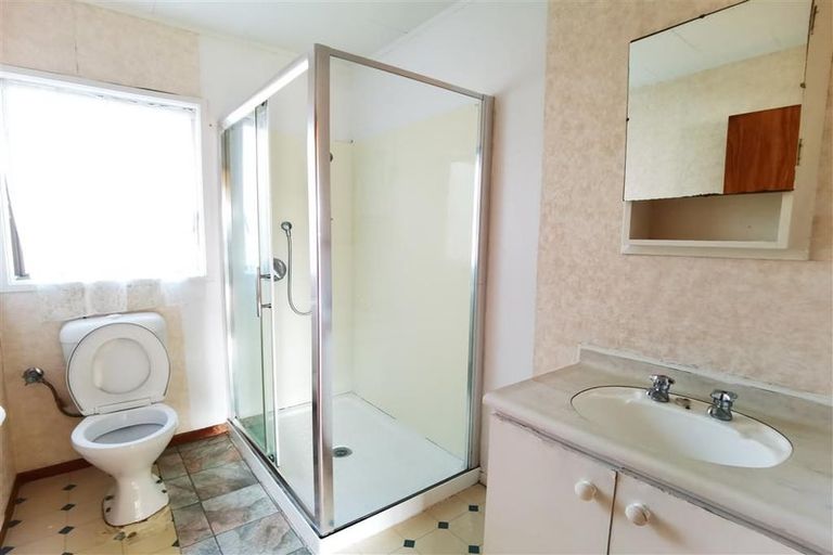 Photo of property in 2/36 Aberfeldy Avenue, Highland Park, Auckland, 2010