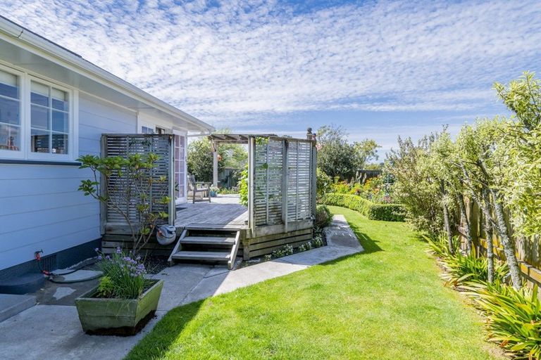 Photo of property in 18 Kirk Street, Otaki, 5512