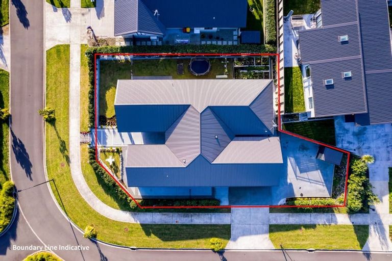 Photo of property in 12 Kotare Drive, Waiwhakaiho, New Plymouth, 4312