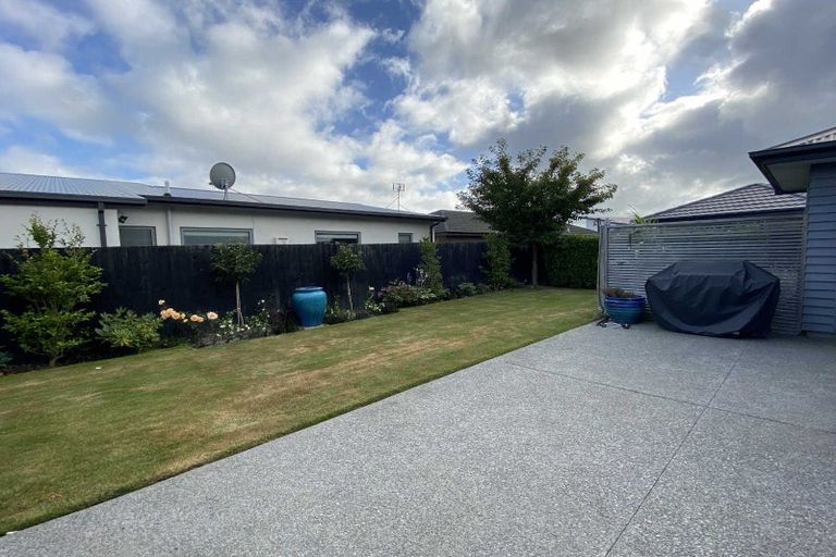 Photo of property in 118 Metehau Street, Marshland, Christchurch, 8083