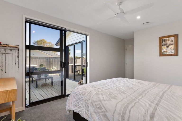 Photo of property in 64 Franks Way, Papamoa Beach, Papamoa, 3118