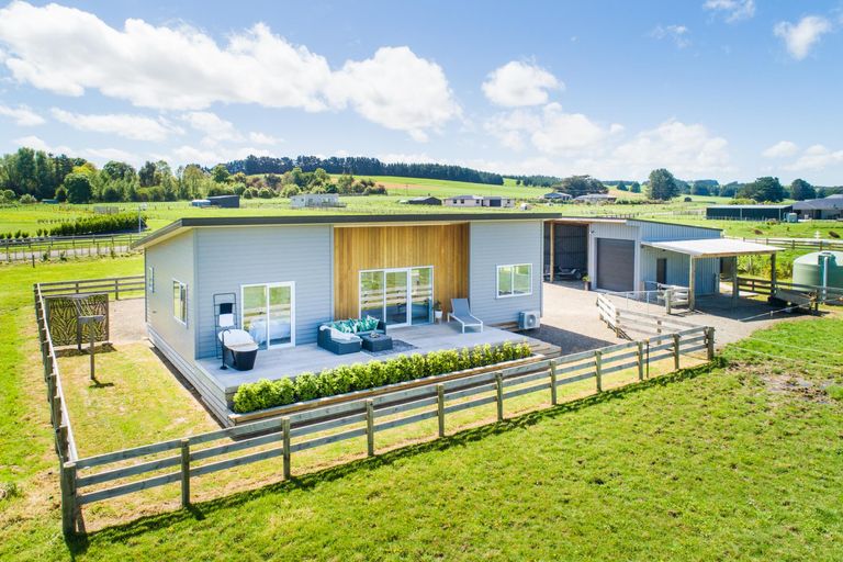 Photo of property in 33 Meavy Lane, Ashhurst, Palmerston North, 4470