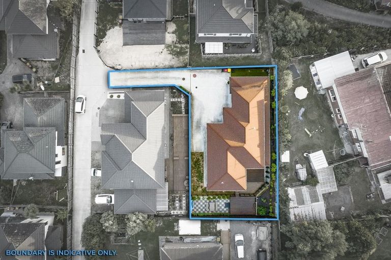 Photo of property in 3 Younger Lane, Massey, Auckland, 0614