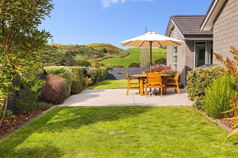 Photo of property in 5 Hayward Place, Ohauiti, Tauranga, 3112