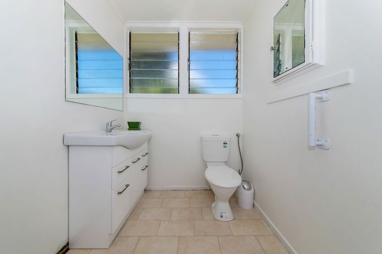 Photo of property in 2/3 Vine Street, Mangere East, Auckland, 2024