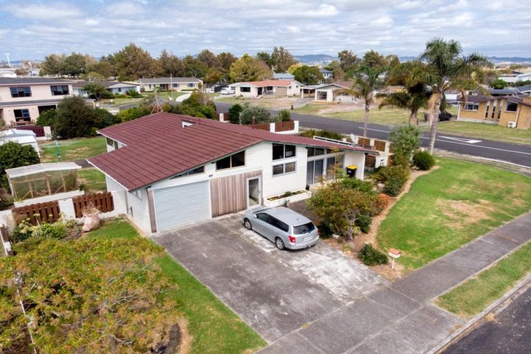 Photo of property in 43 Mahana Road, Ngatea, 3503