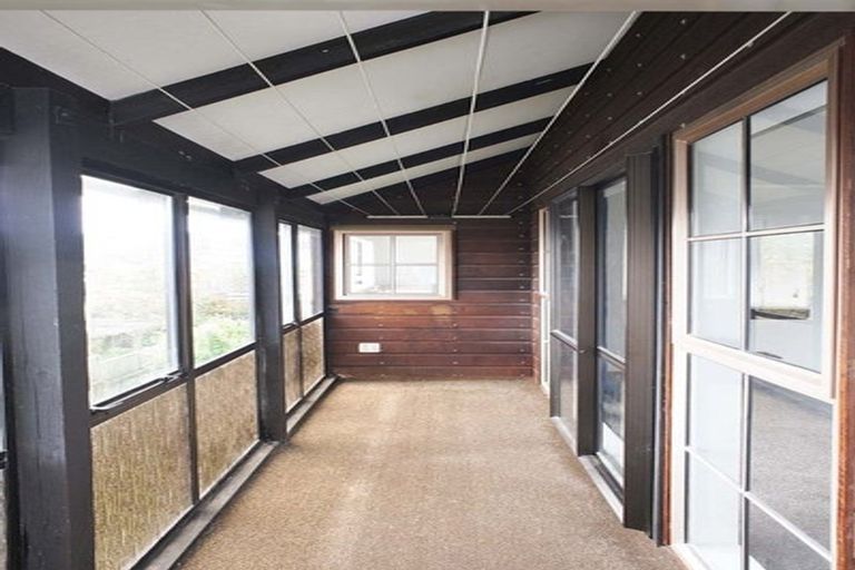 Photo of property in 4f Earp Street, Johnsonville, Wellington, 6037