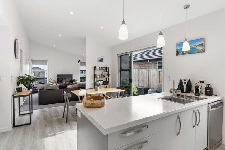 Photo of property in 3 Livingstone Drive, Papamoa Beach, Papamoa, 3118