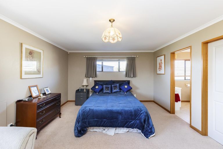 Photo of property in 5 Washington Parade, Milson, Palmerston North, 4414