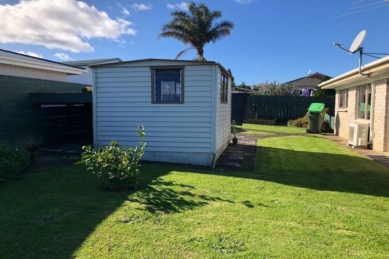 Photo of property in 2/19 Tatariki Street, Rosehill, Papakura, 2113