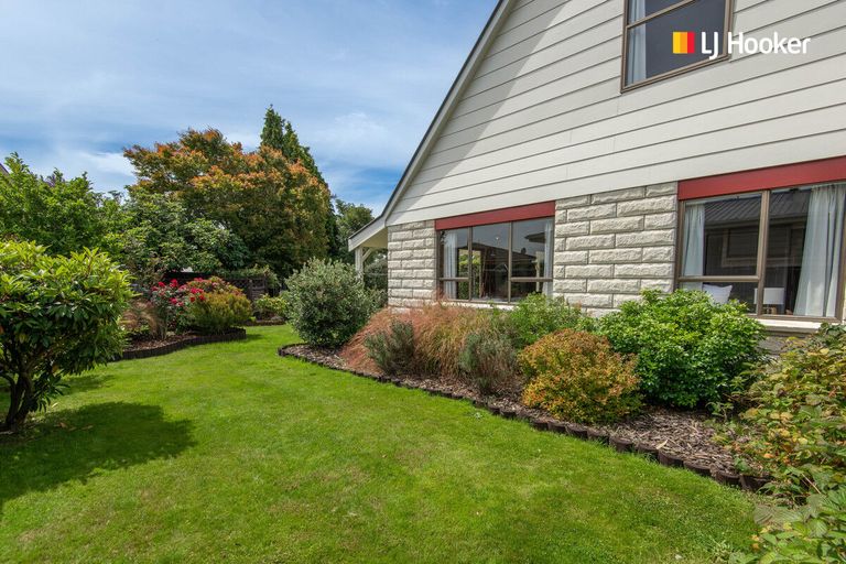 Photo of property in 11 Cedar Crescent, Mosgiel, 9024