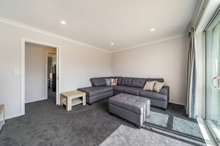 Photo of property in 103 Te Puia Drive, Aotea, Porirua, 5024