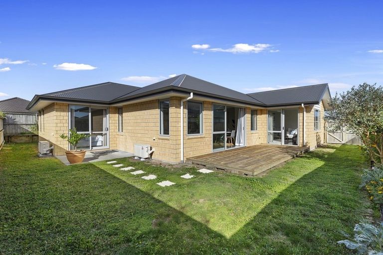 Photo of property in 5 Capricorn Place, Rototuna North, Hamilton, 3210