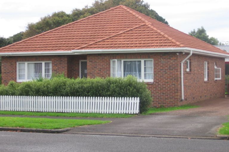 Photo of property in 1/14 Kimpton Road, Papatoetoe, Auckland, 2025