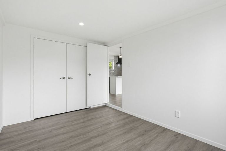 Photo of property in 1/5 Royal Arch Place, Rosehill, Papakura, 2113