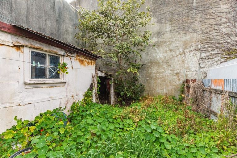 Photo of property in 74 Victoria Street, Petone, Lower Hutt, 5012