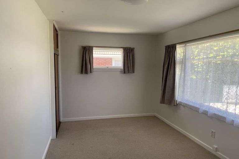 Photo of property in 21 Farrington Avenue, Bishopdale, Christchurch, 8053