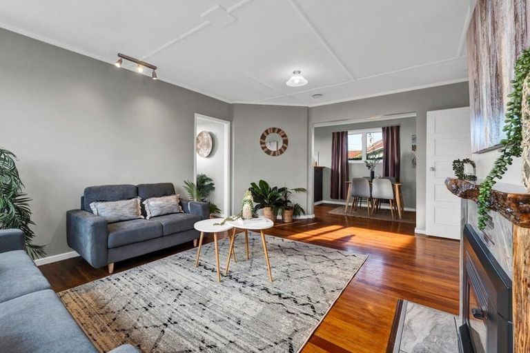 Photo of property in 18 Drake Street, Vogeltown, New Plymouth, 4310