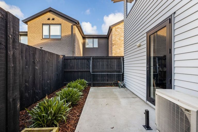 Photo of property in 13 Koral Lane, Broomfield, Christchurch, 8042