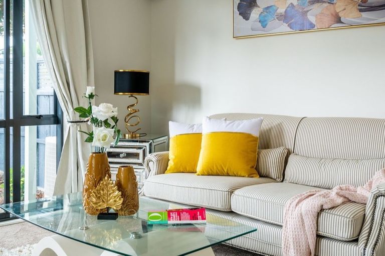 Photo of property in 116/2 Armoy Drive, East Tamaki, Auckland, 2016