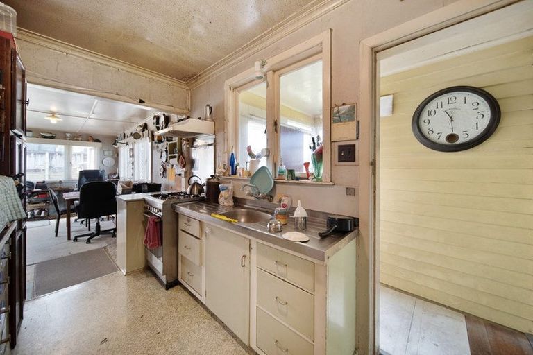 Photo of property in 37 Jellicoe Avenue, Tuakau, 2121