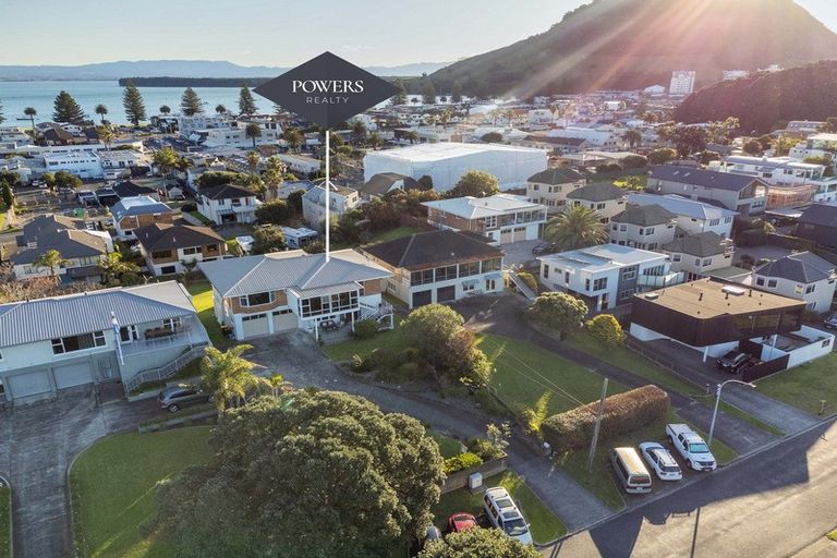 Photo of property in 36 Rita Street, Mount Maunganui, 3116