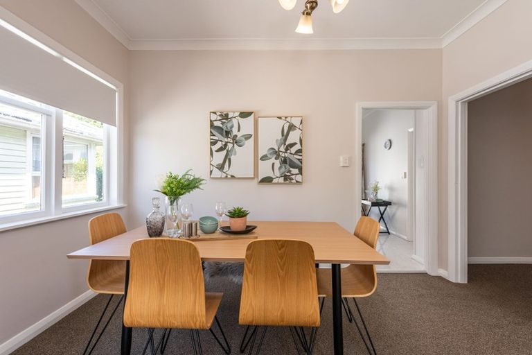 Photo of property in 349 Main Road, Tawa, Wellington, 5028