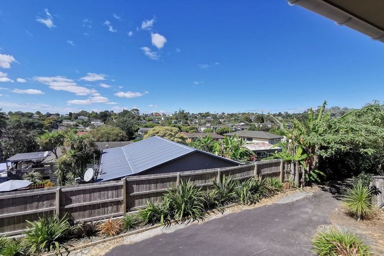 Photo of property in 41 Pisces Road, Glen Eden, Auckland, 0602