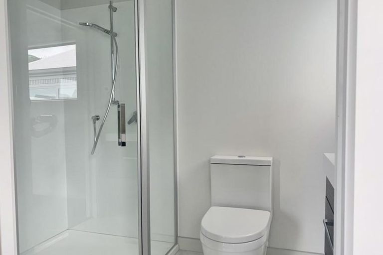 Photo of property in 54 Koreke Close, Kenepuru, Porirua, 5022