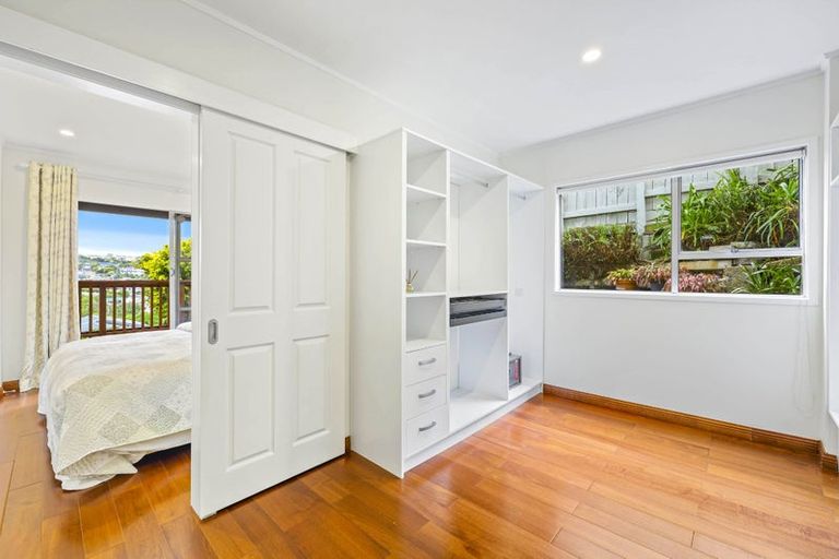 Photo of property in 1/5 Colmar Road, Mellons Bay, Auckland, 2014