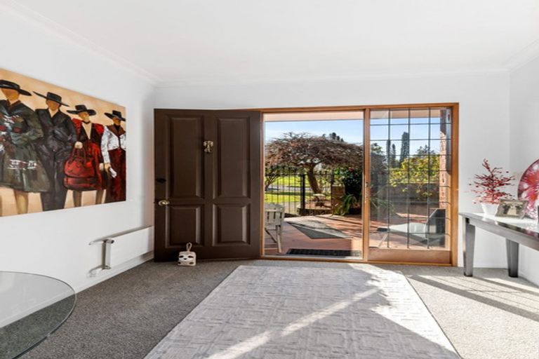 Photo of property in 2 Gwendoline Street, Glenholme, Rotorua, 3010