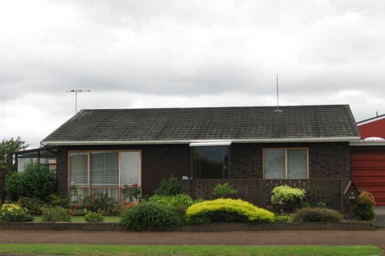 Photo of property in 60c Donovan Street, Blockhouse Bay, Auckland, 0600